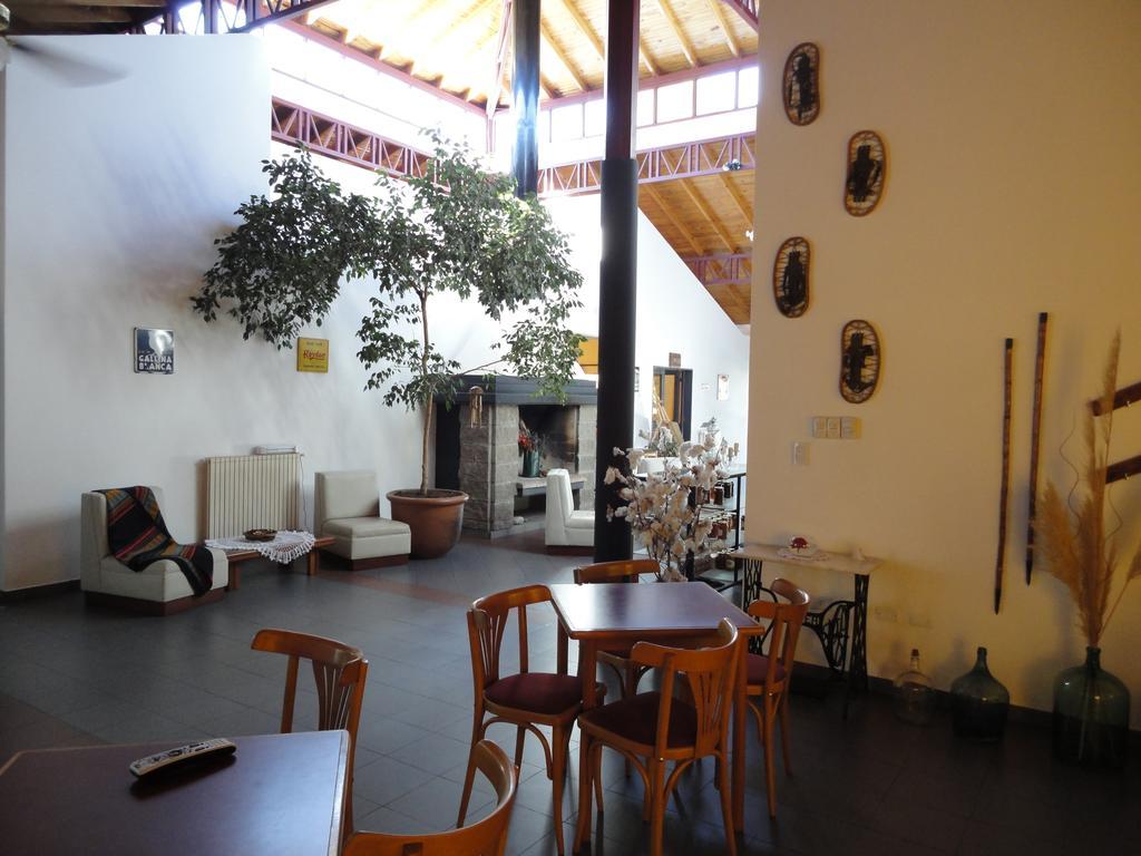 卢汉酒店 Lujan  外观 照片